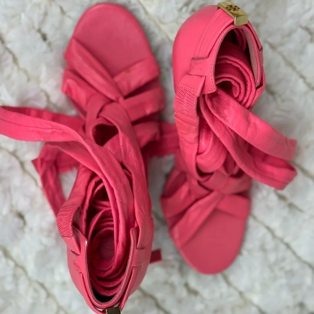 Tory Burch these tory